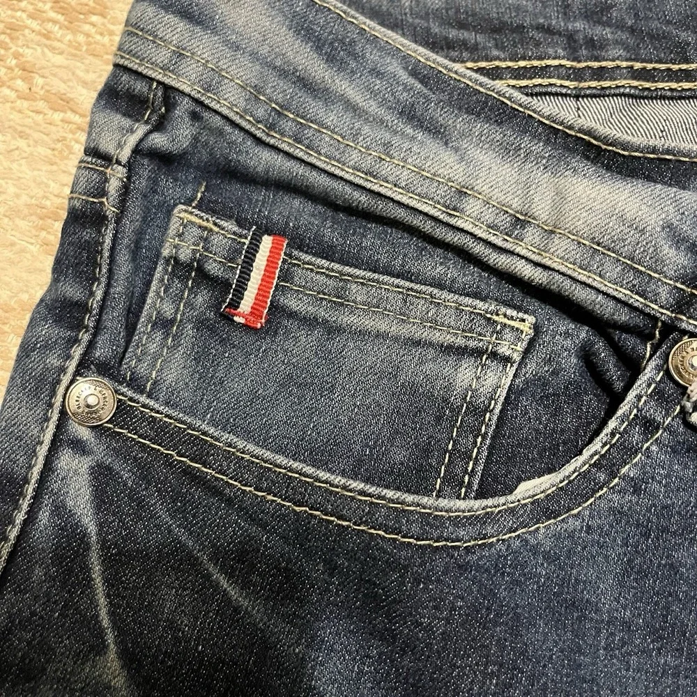 Bleeker and Mercer Men Tapered Skater Jean 34x32 Acid Wash Distressed 90s Grunge